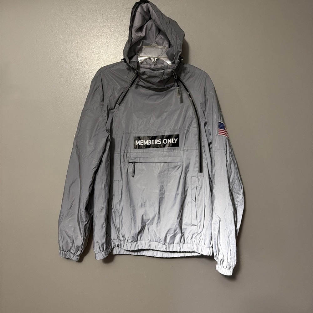 Members Only Sport Space Jacket Men's Gray Hooded Zip Quilted Anorak USA Medium